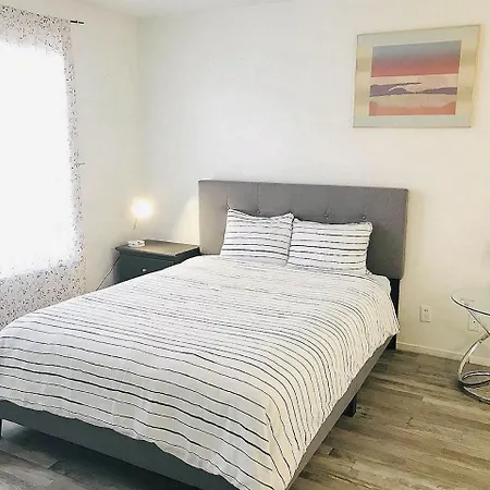 Super 1 Bedroom With Private Bathroom, Shared Kitchen Room -3 Las Vegas Extérieur photo