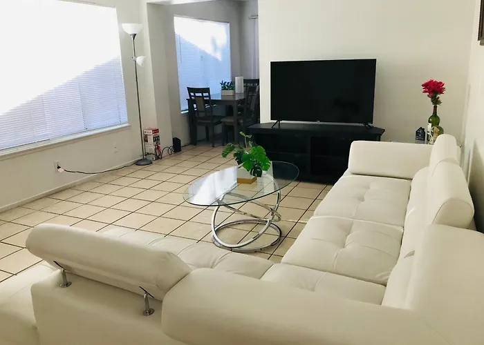 Super 1 Bedroom With Private Bathroom, Shared Kitchen Room -3