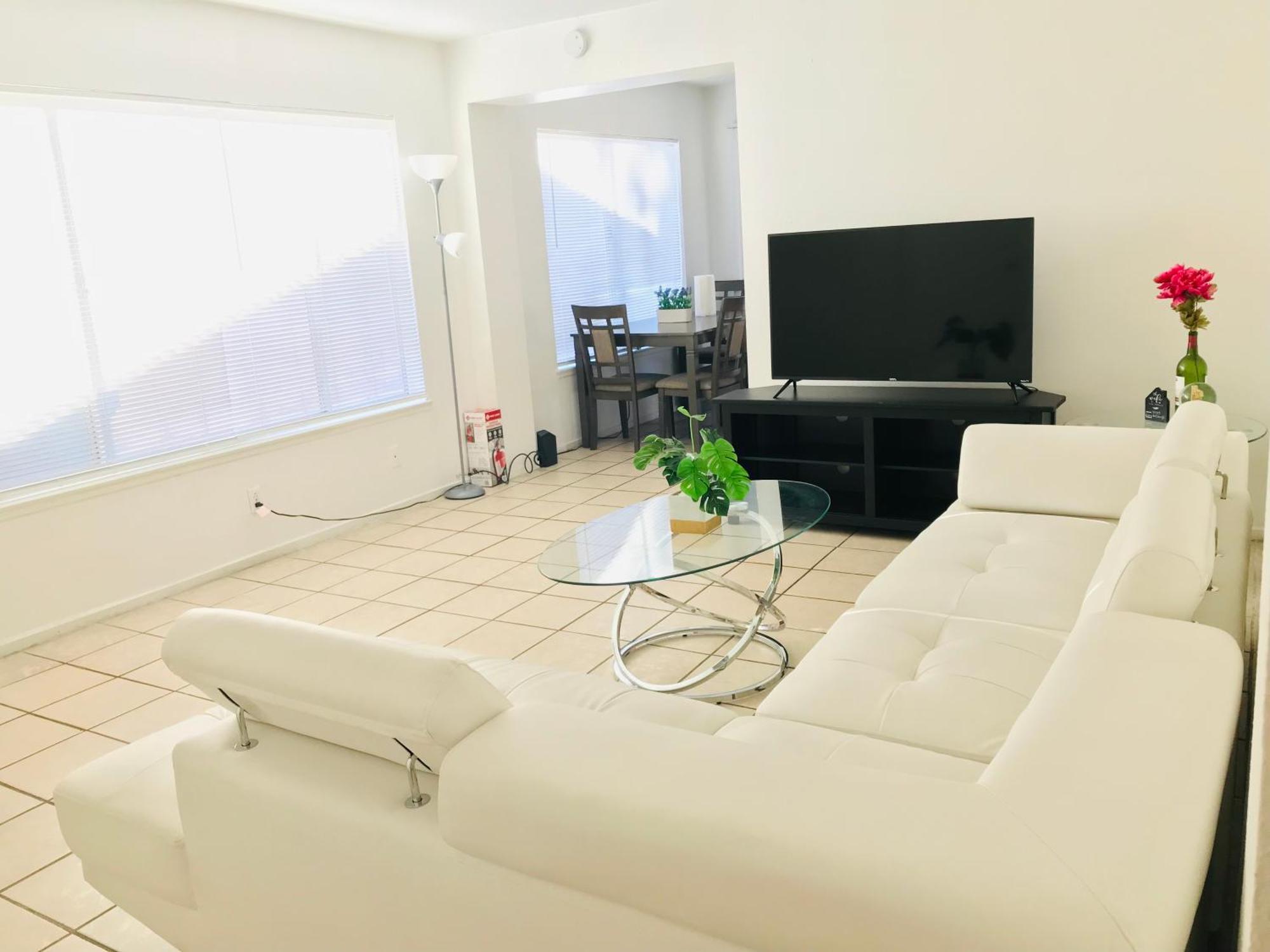 Séjour chez l'habitant Super 1 Bedroom With Private Bathroom, Shared Kitchen -3 Las Vegas