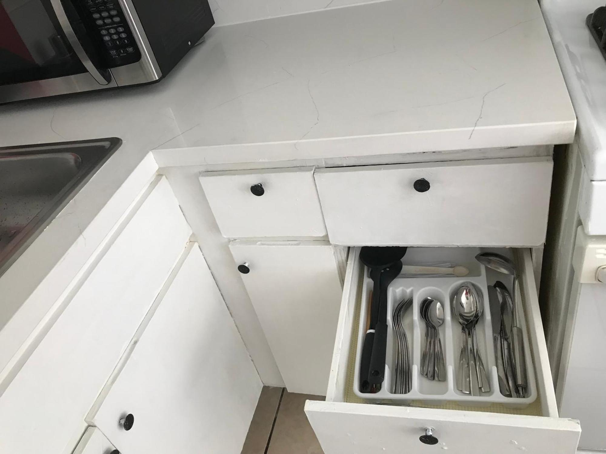 Séjour chez l'habitant Super 1 Bedroom With Private Bathroom, Shared Kitchen -3