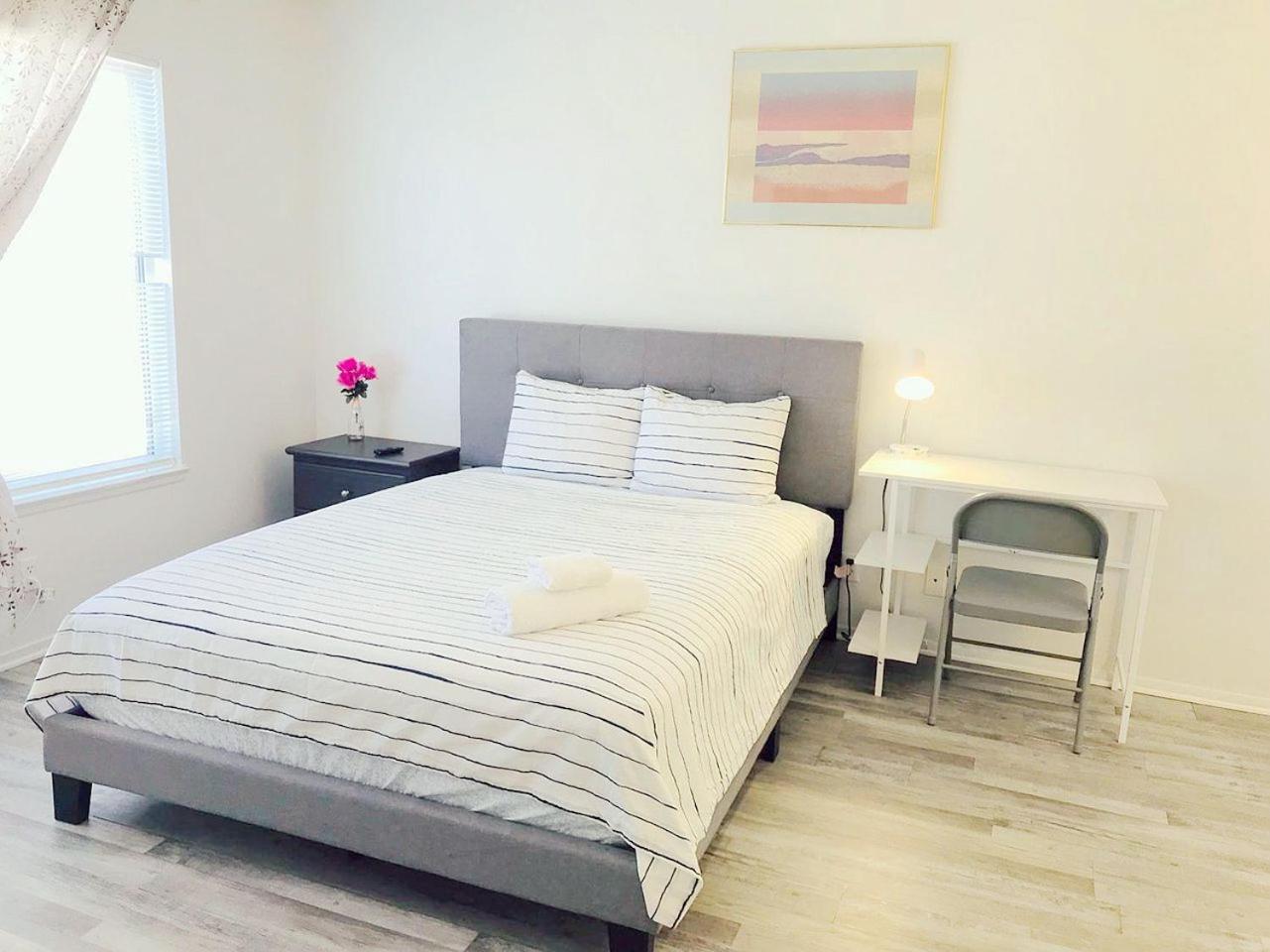 Séjour chez l'habitant Super 1 Bedroom With Private Bathroom, Shared Kitchen -3